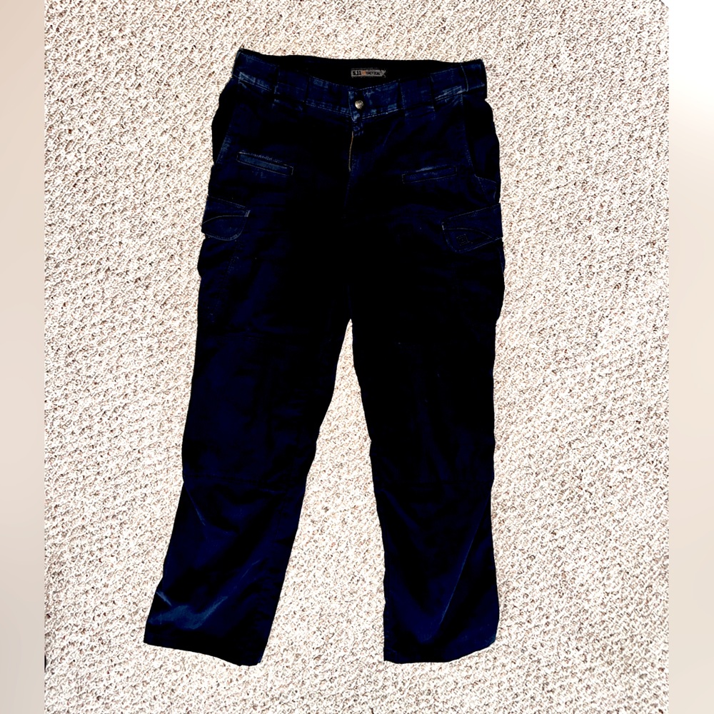 5.11 Stryke Tactical Pants. 33 x 32. Great condition. Dark Blue. No issues.